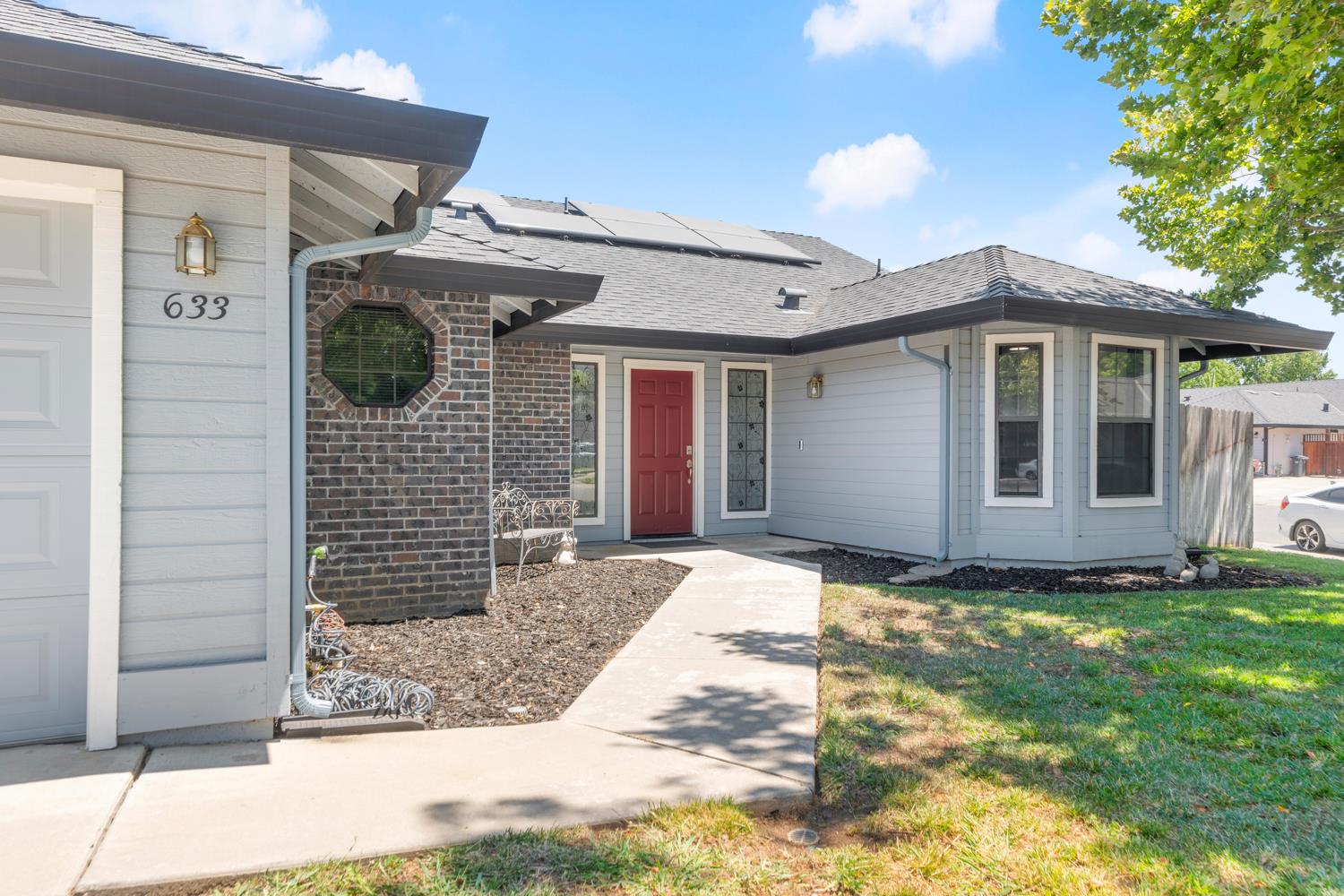 633 Holly Court