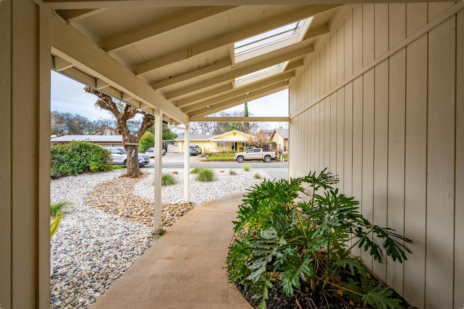 970 Sierra View Circle