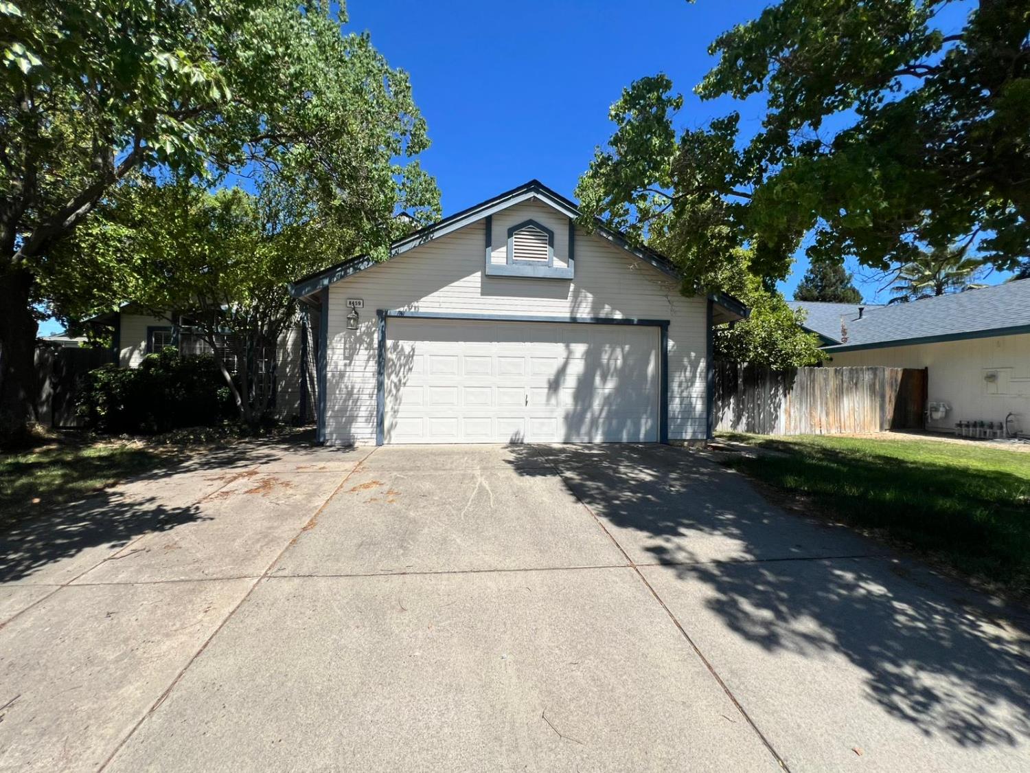 8459 Pastori Way