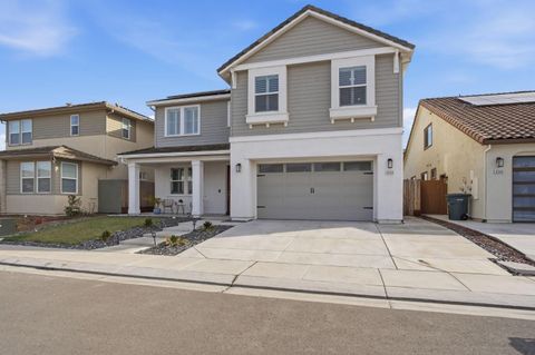 4344 Icon Avenue Modesto CA 95356