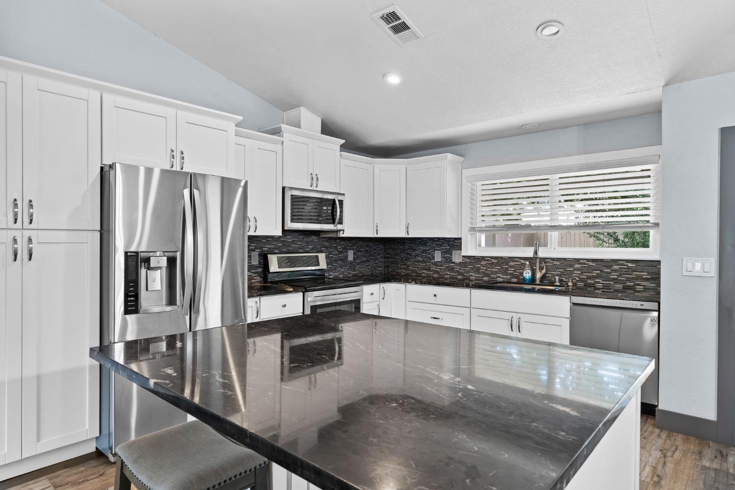 8605 Zircon Crest Court