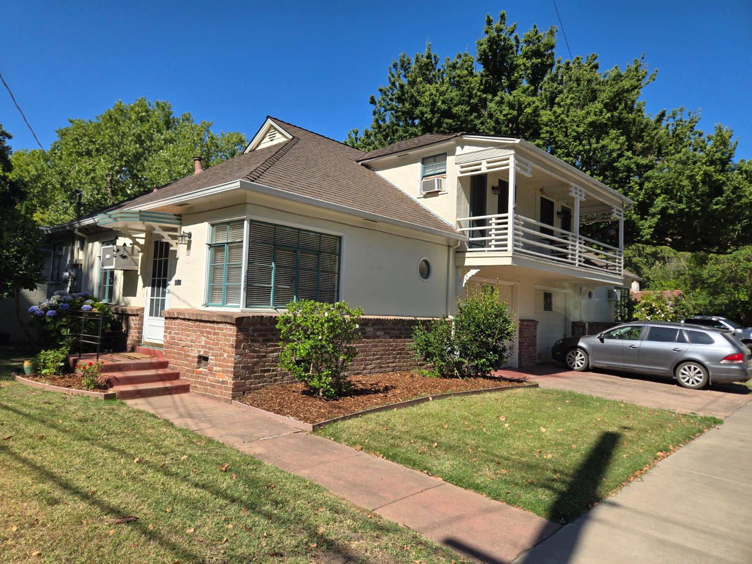 2701 Marty Way