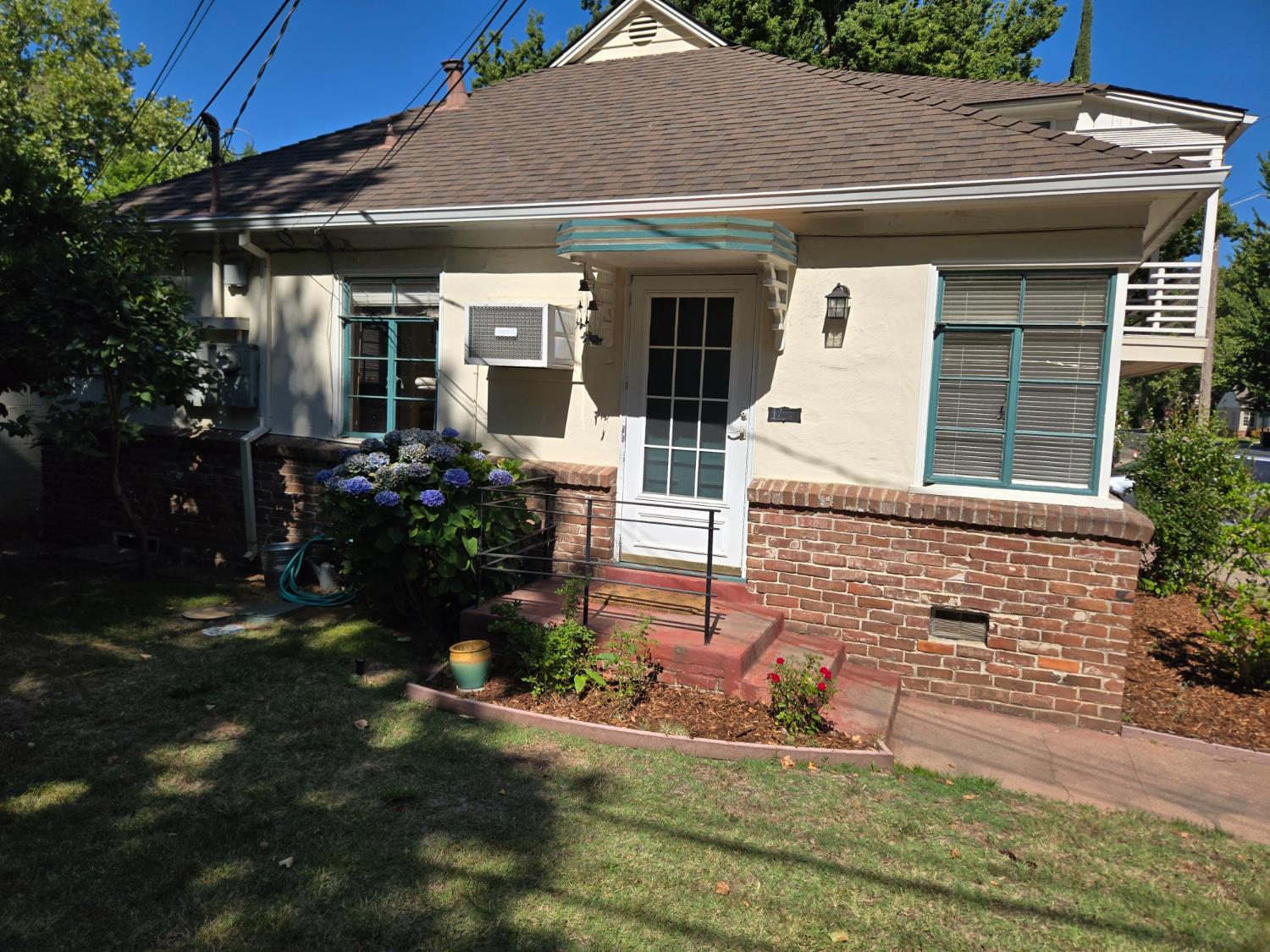 2701 Marty Way