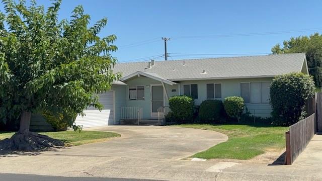 726 Louie Avenue