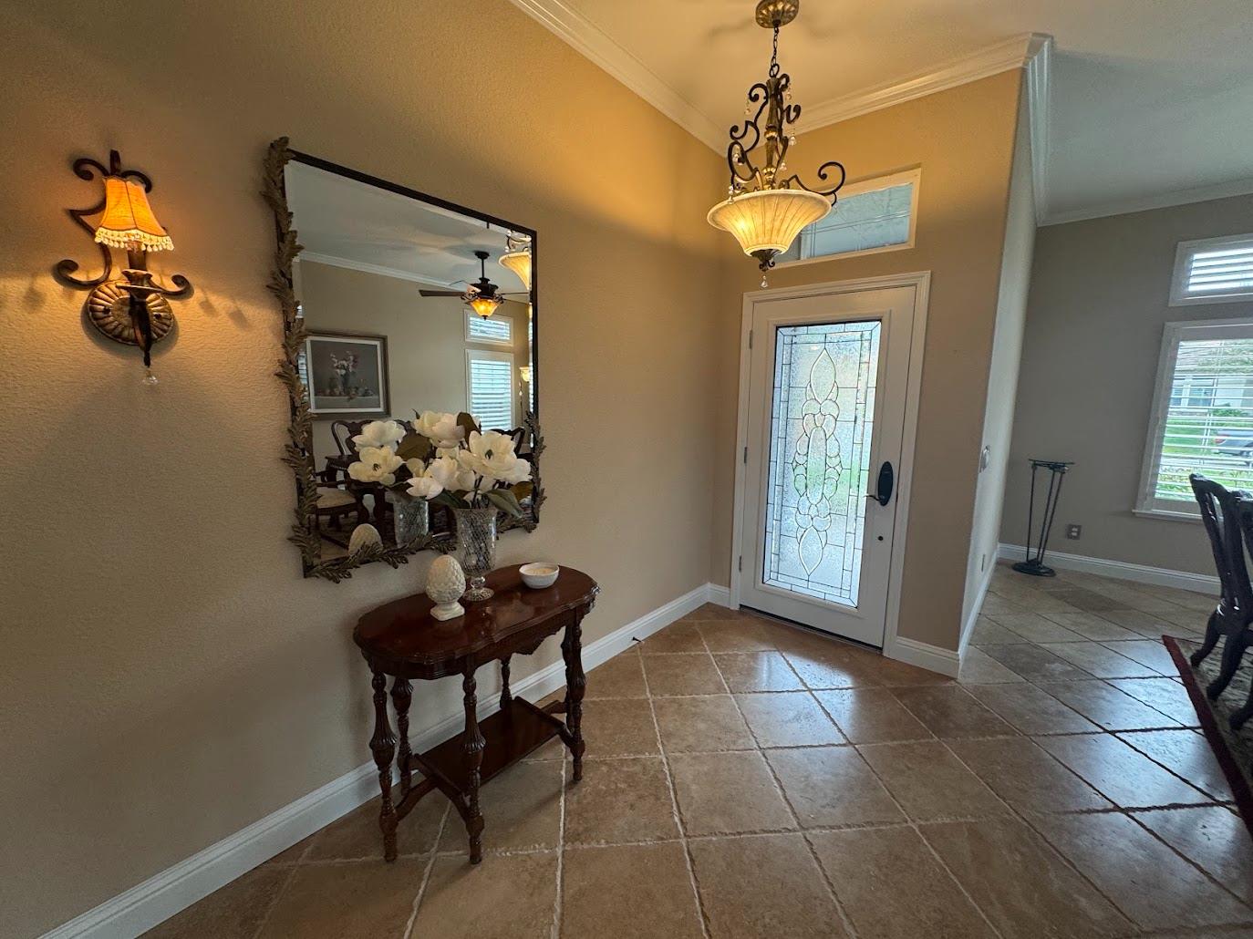 2208 Live Oak Court