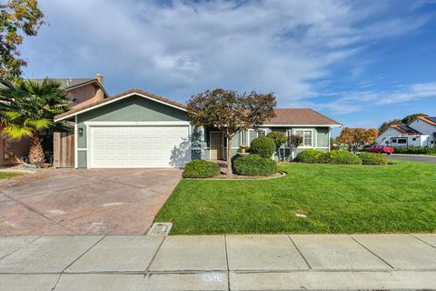 699 Nancy Drive Ripon CA 95366