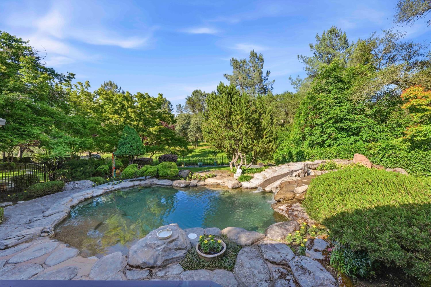 8335 Walden Woods Way