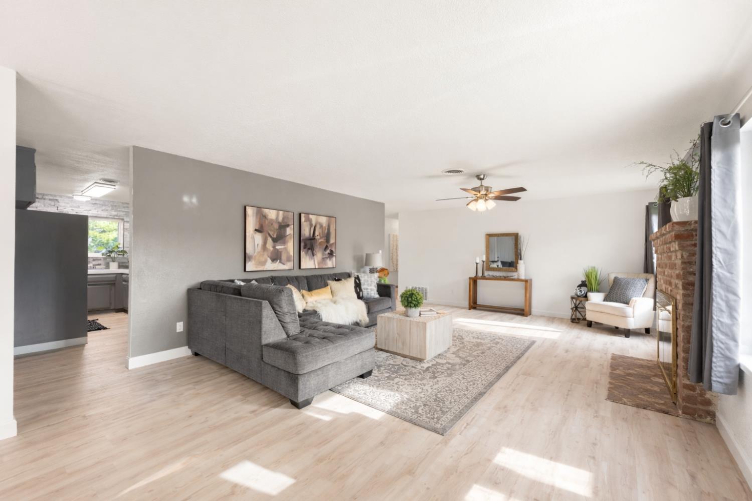 9012 Plaza Park Drive