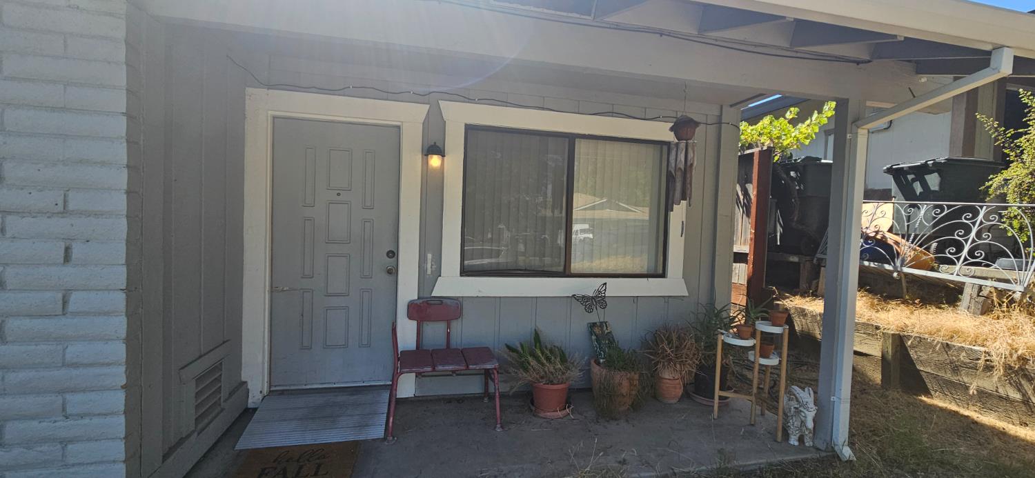 7440 Tierra Way