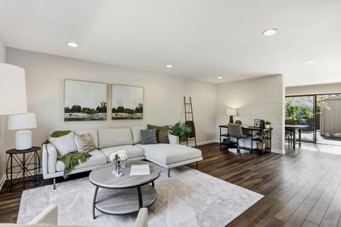 1055 Vanderbilt Way Sacramento CA 95825