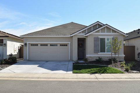 MLS: 226034397