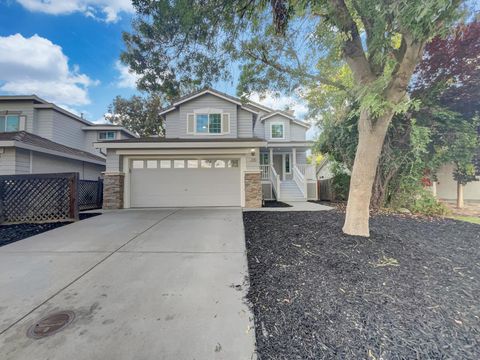 1540 Pastal Way Davis CA 95618