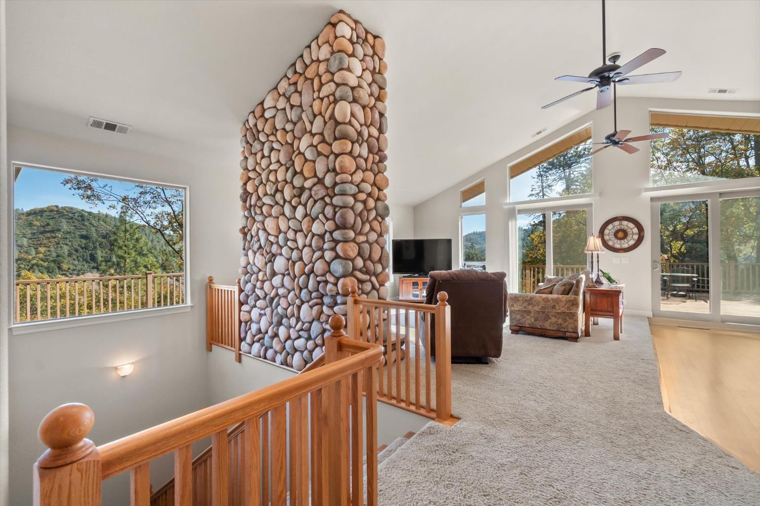 19720 Oak Knoll Drive