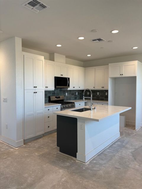 2911 Brentridge Street Lathrop CA 95330