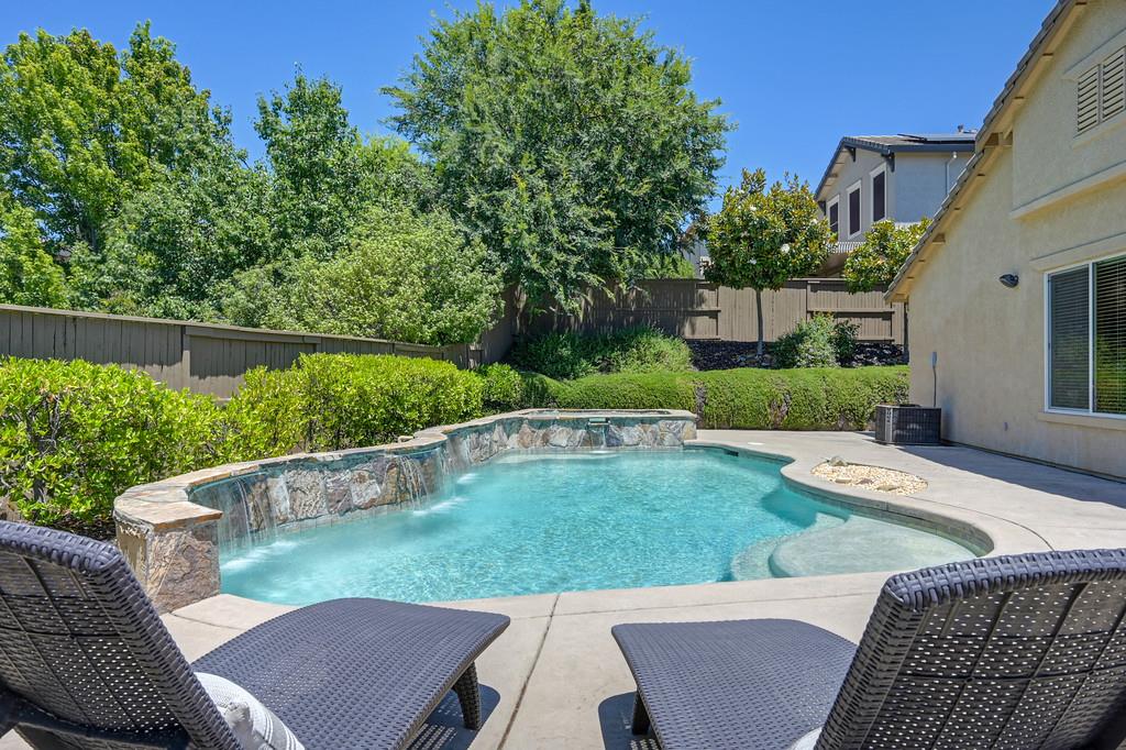 4538 Cartina Way