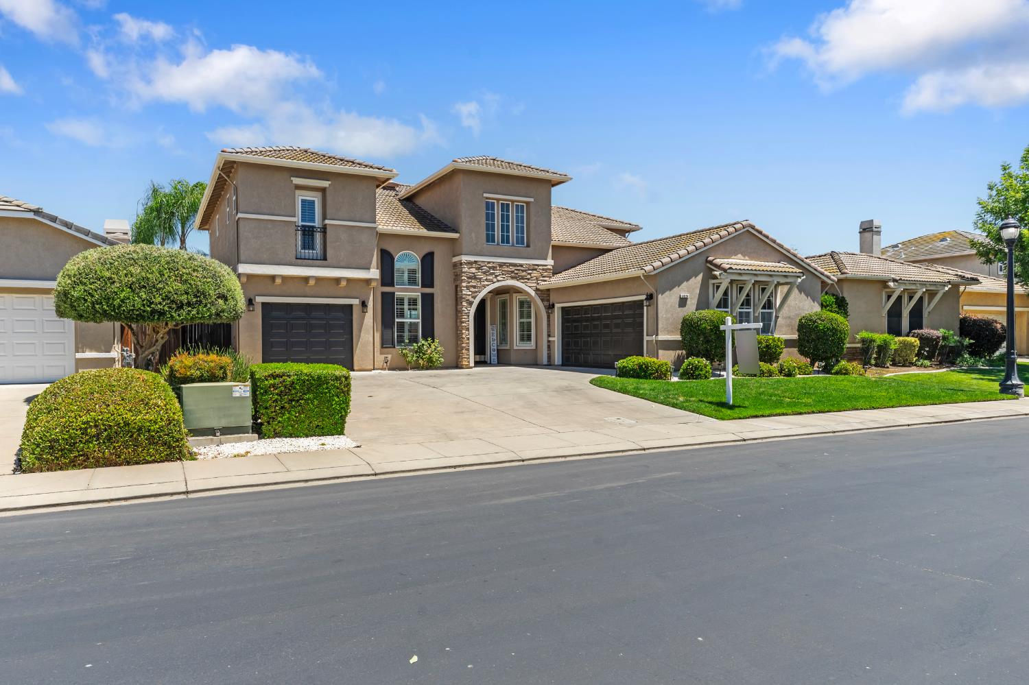 3024 Edgeview Drive