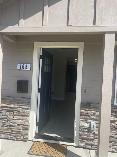 105 2nd Street