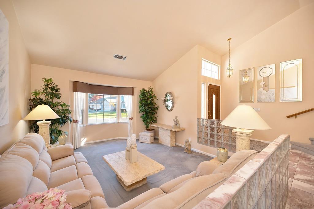 105 Wellfleet Circle