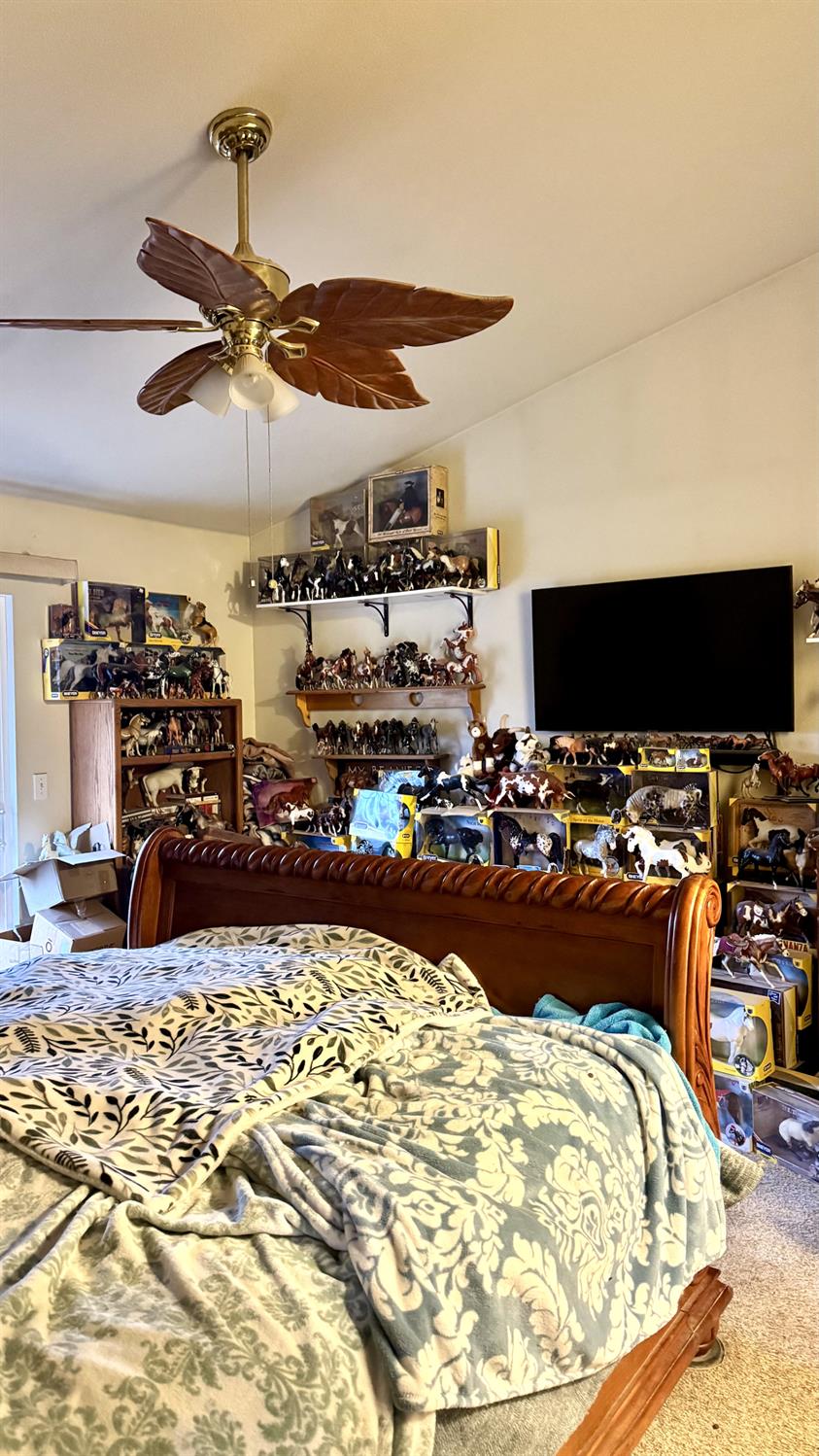 17057 Mountain Side Drive