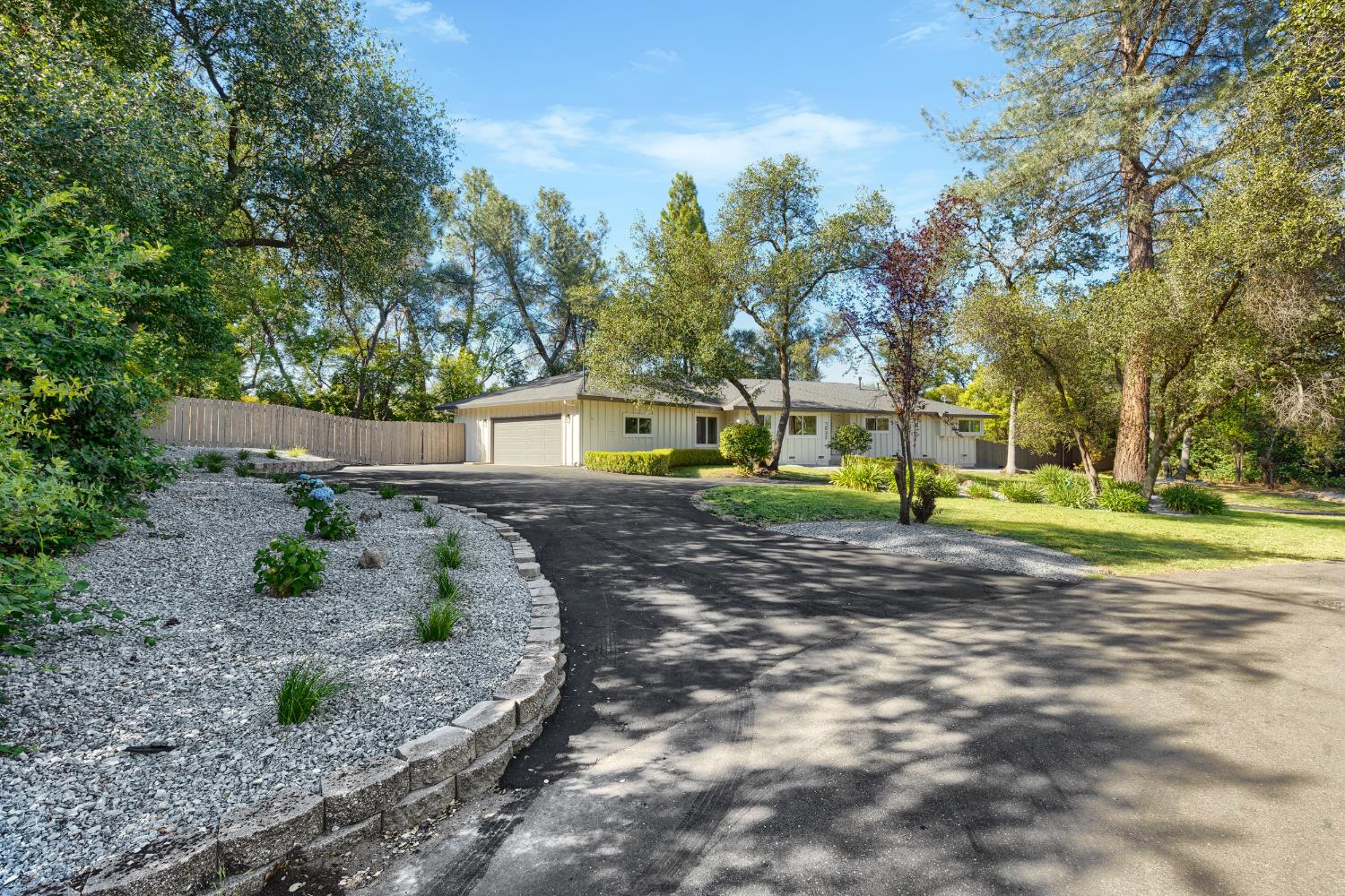 7032 West Lane