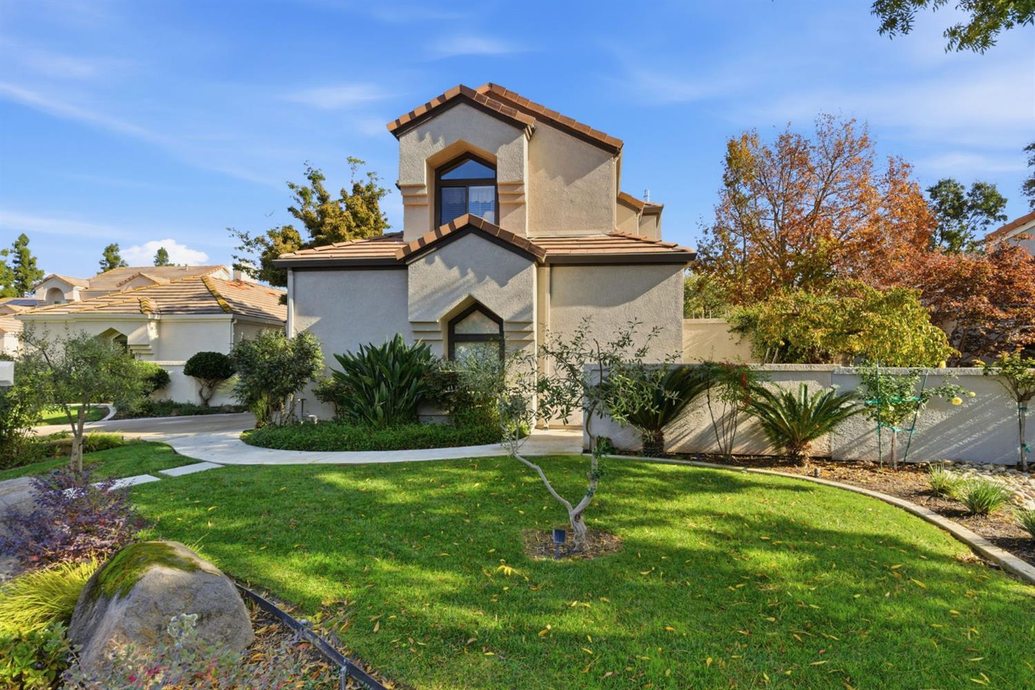 4324 Copper Cliff Lane