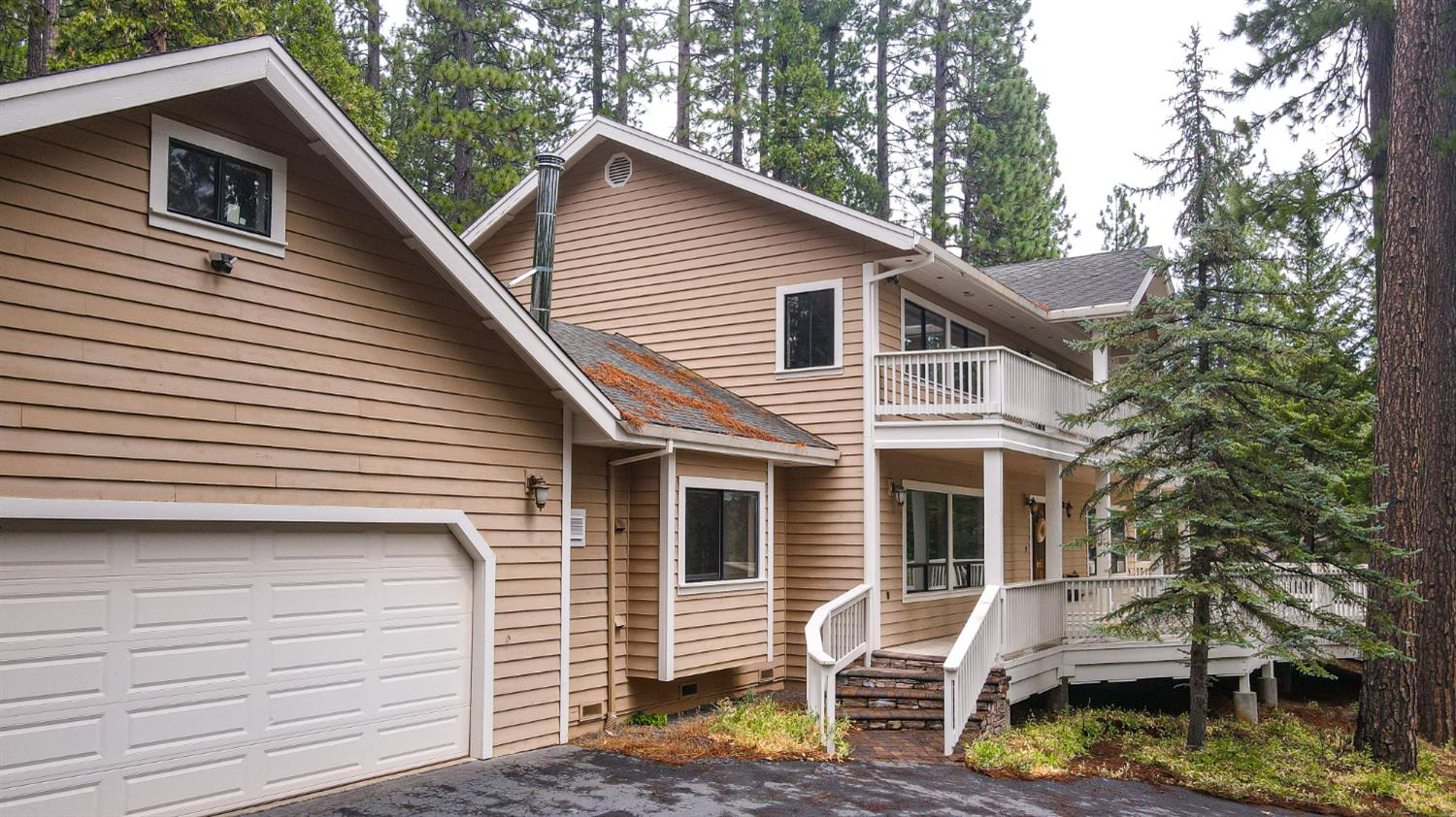 1870 Thunderbolt Trail