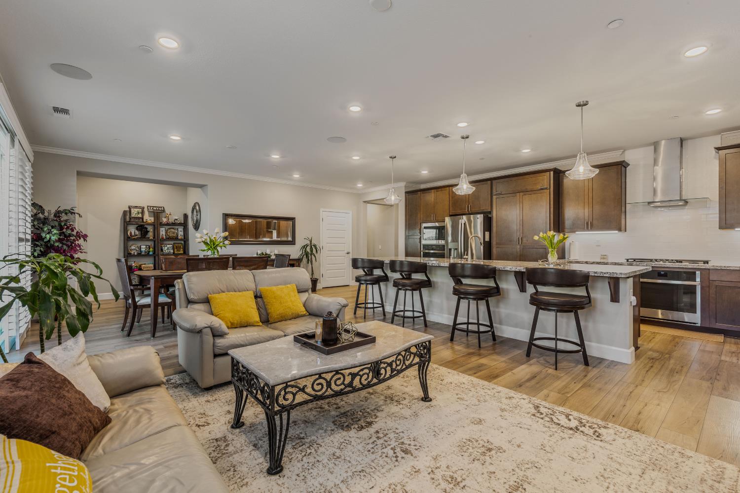 4700 Trumpet Lily Way