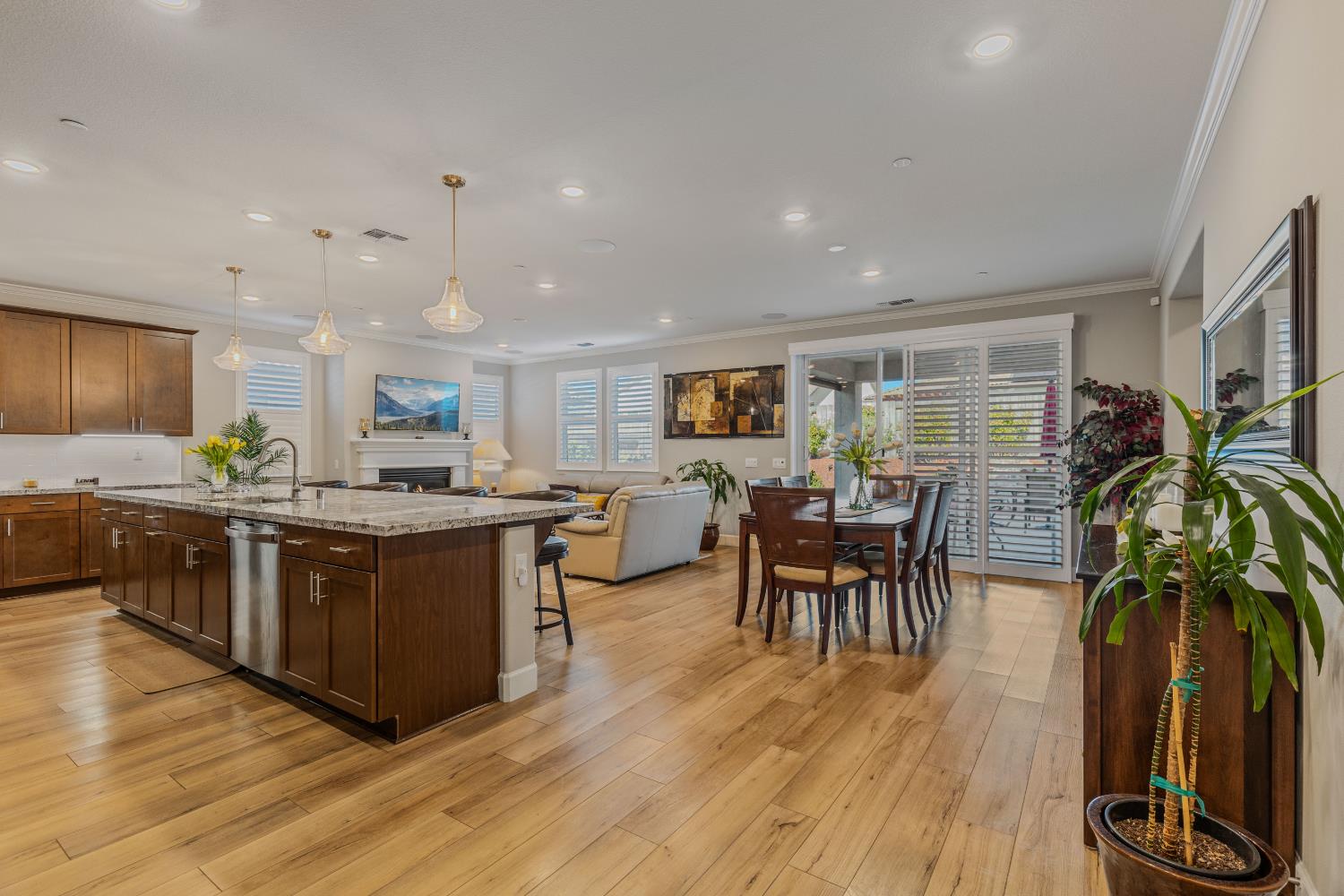 4700 Trumpet Lily Way