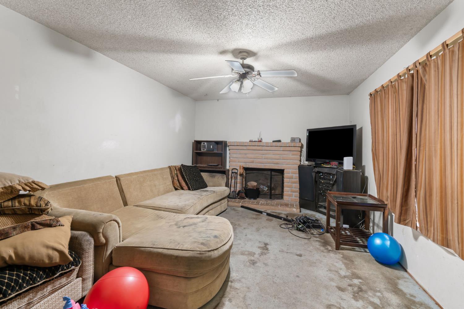 1112 Brunswick Way