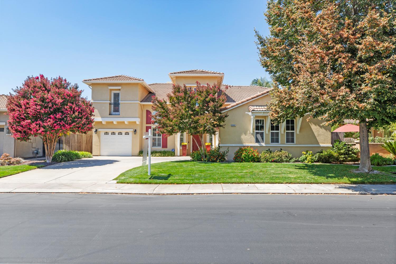 3205 Sundance Lake Drive