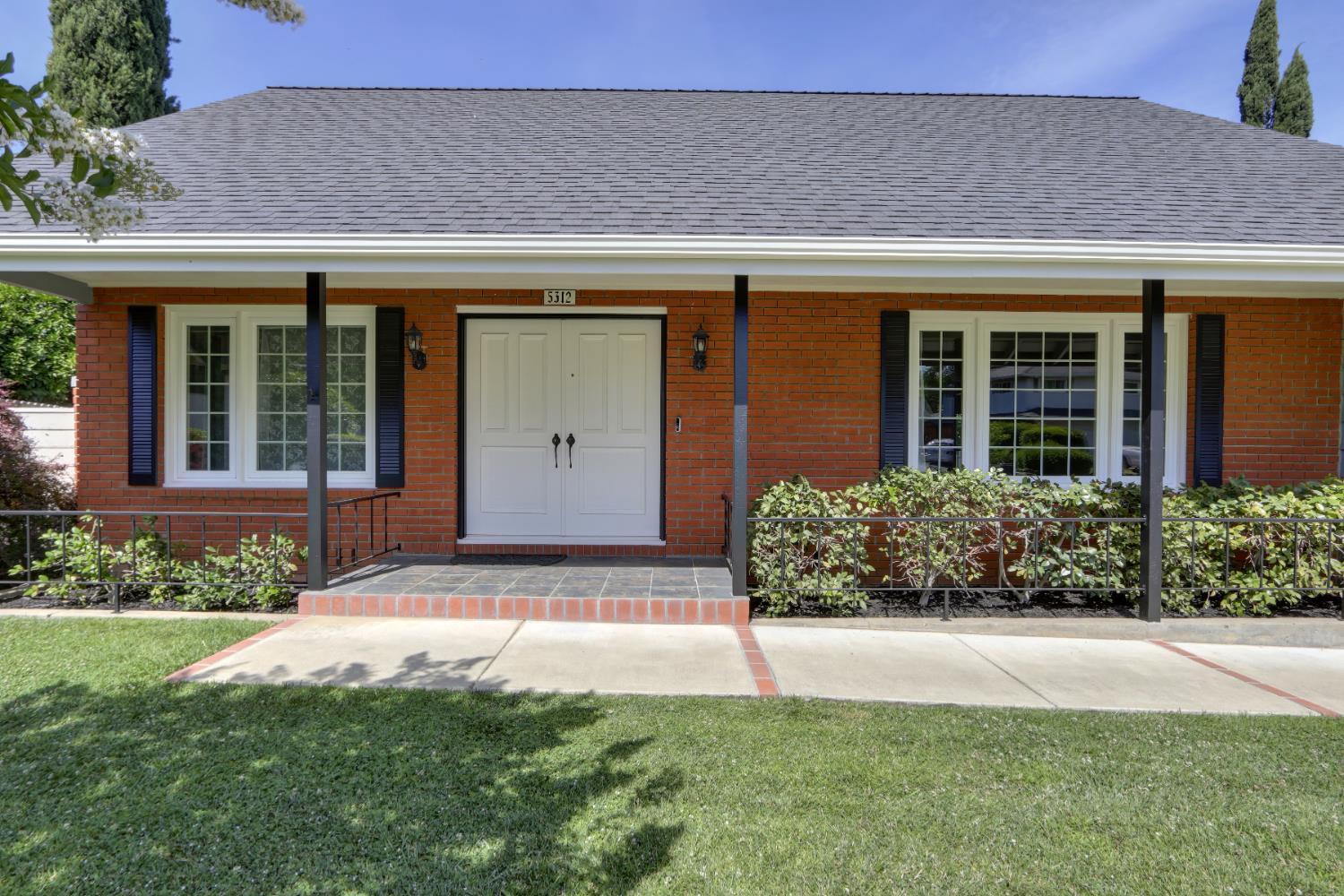 5312 Mustang Way