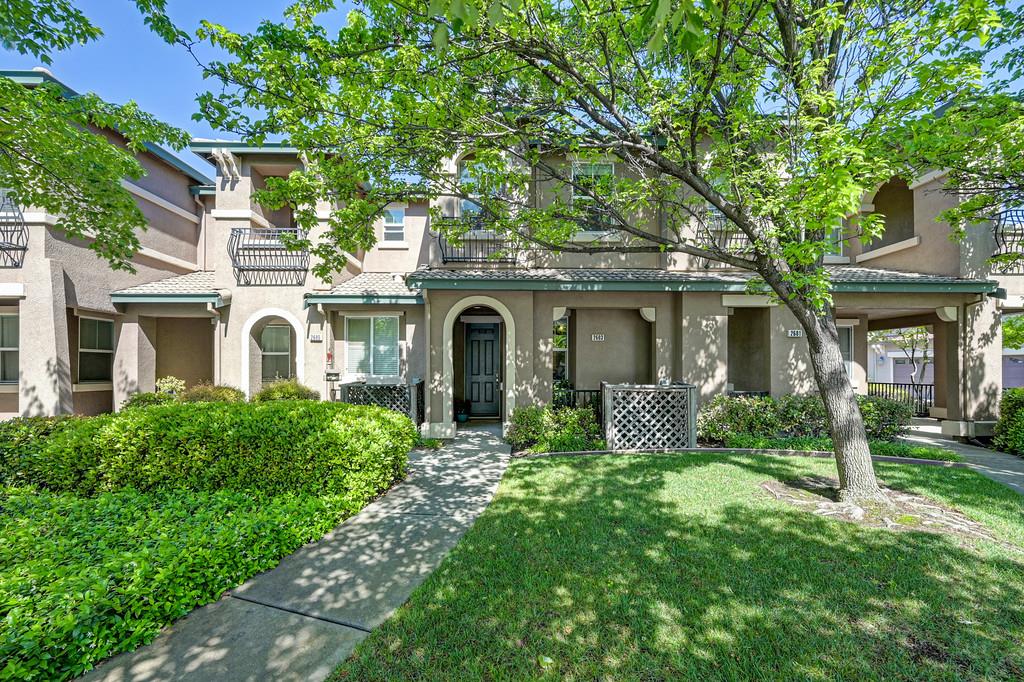 2603 Las Palomas Loop