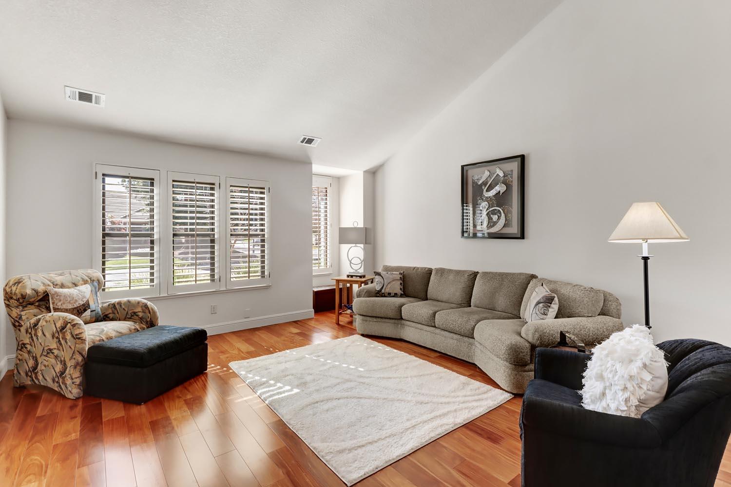 11704 Old Eureka Way