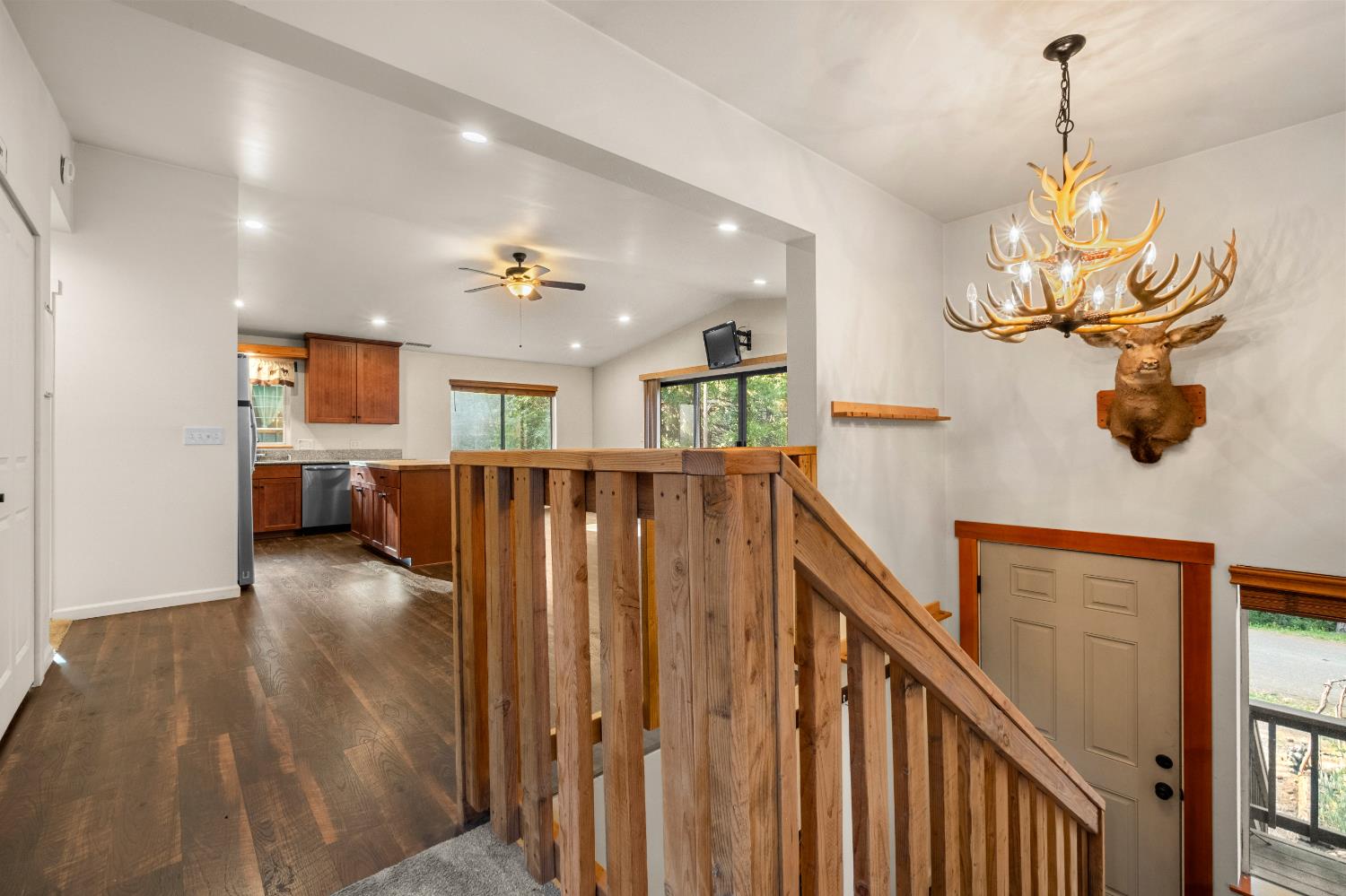 13807 Hillbilly Lane