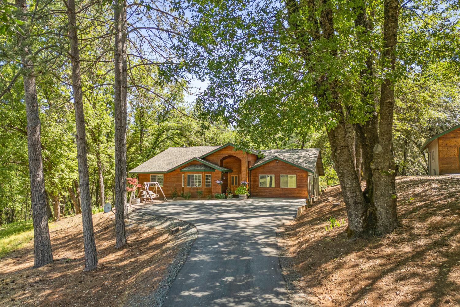 15583 Auburn Road
