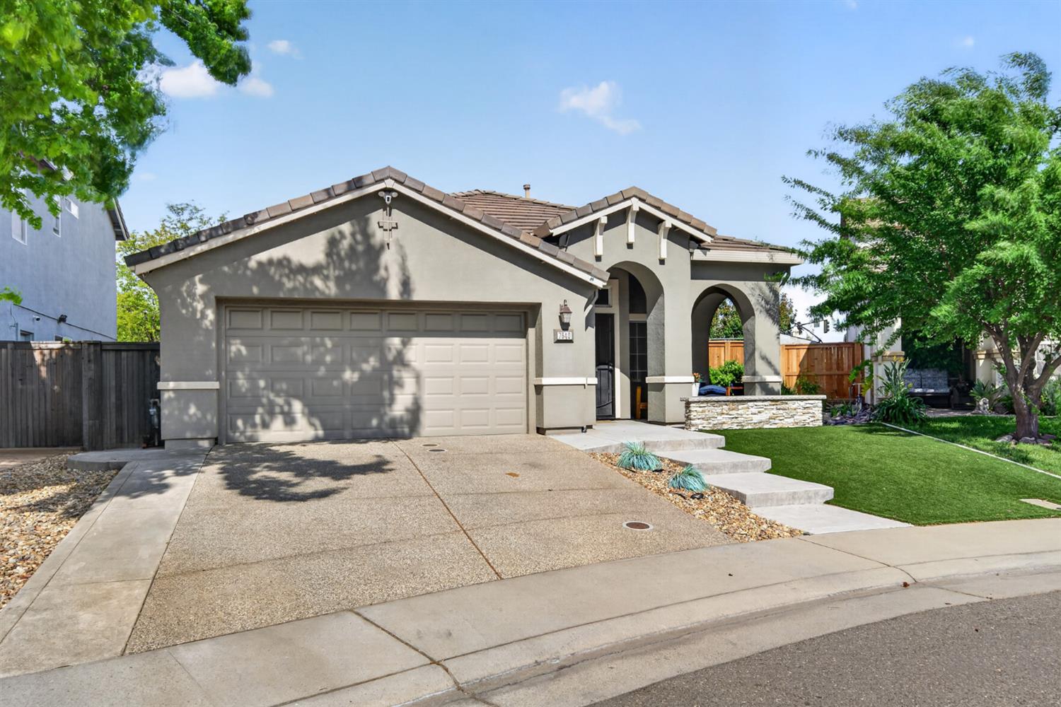 7640 Laguna Beach Way