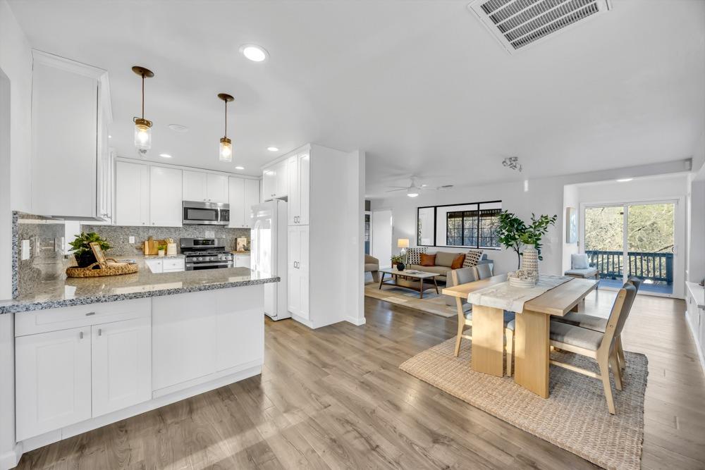 3291 Promenade Lane