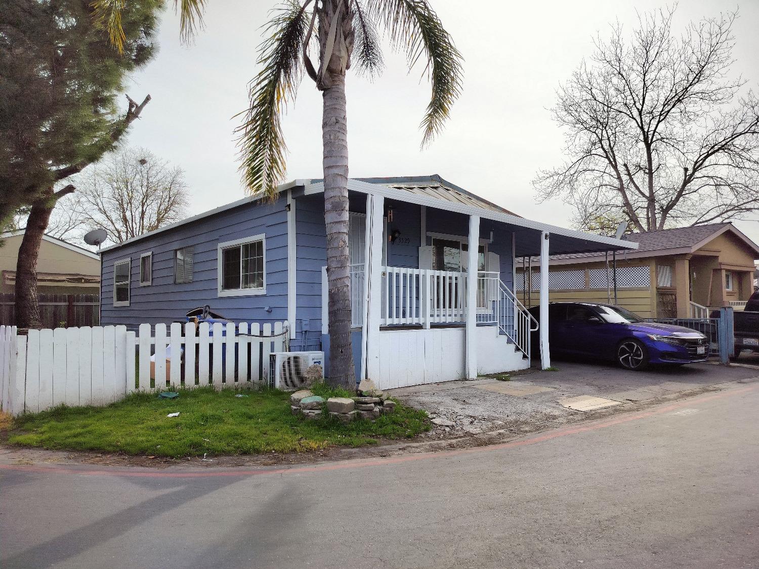3529 MOBILE WAY