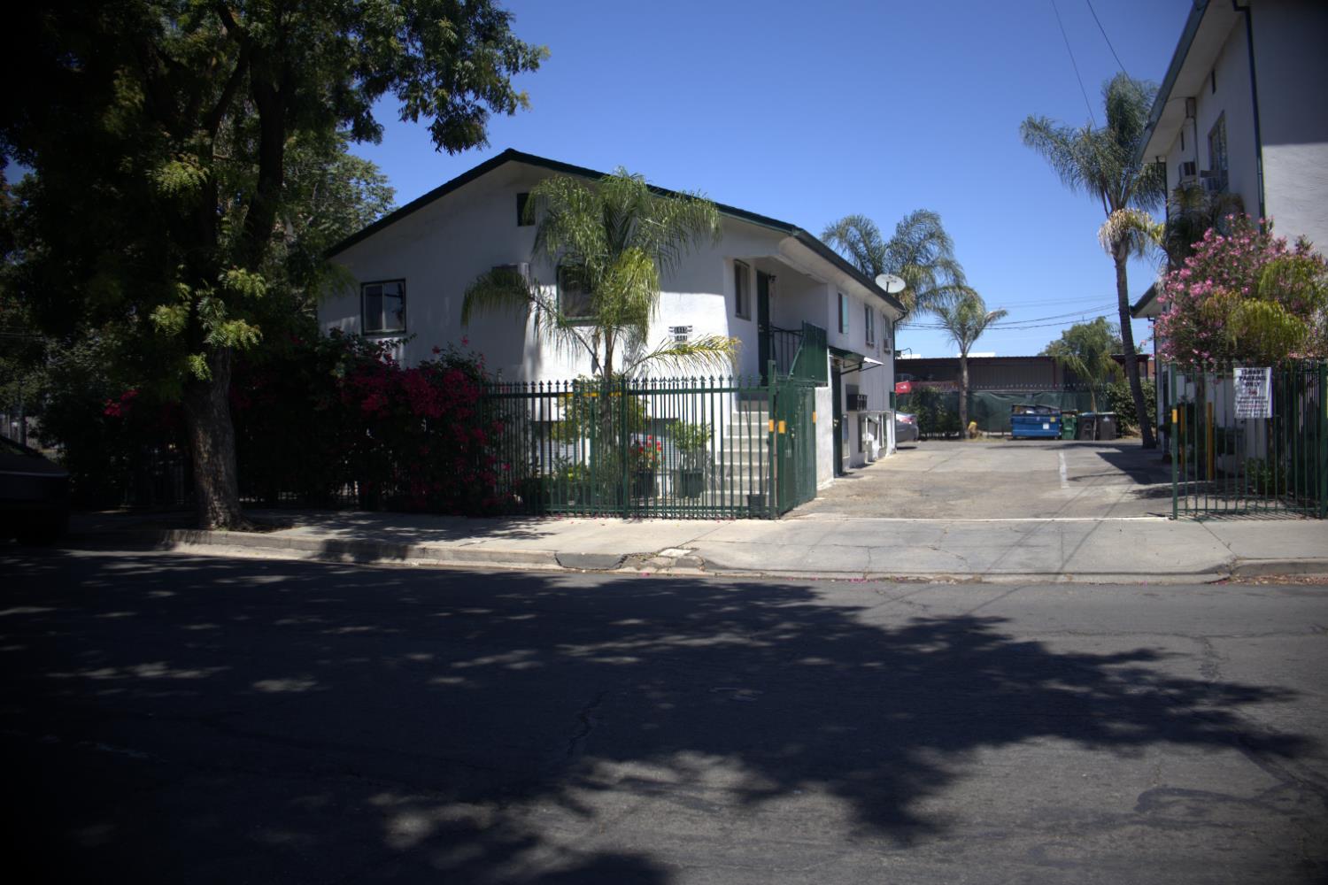 1409 E Market Street