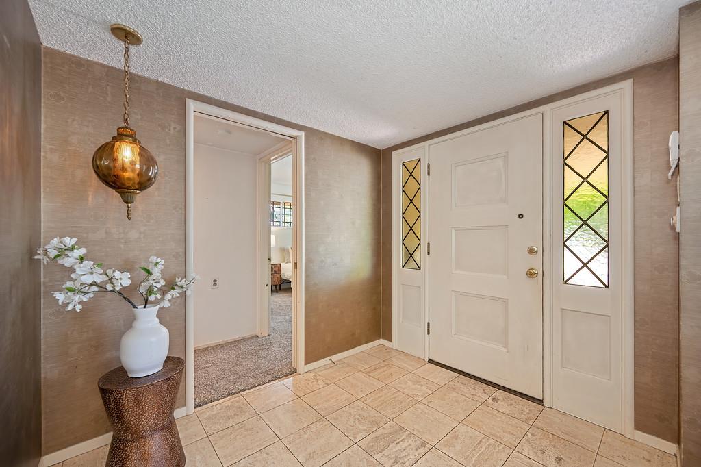 6111 Fordham Way