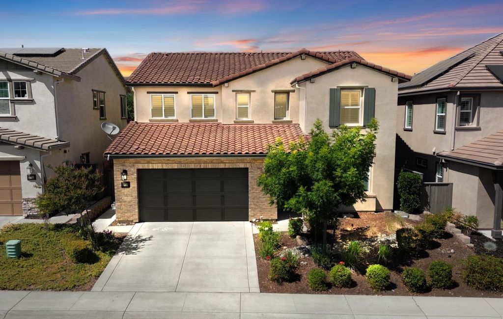 Photo of 2723 Chuckwagon Lane, Rocklin, CA 95765 (MLS # 225136994)