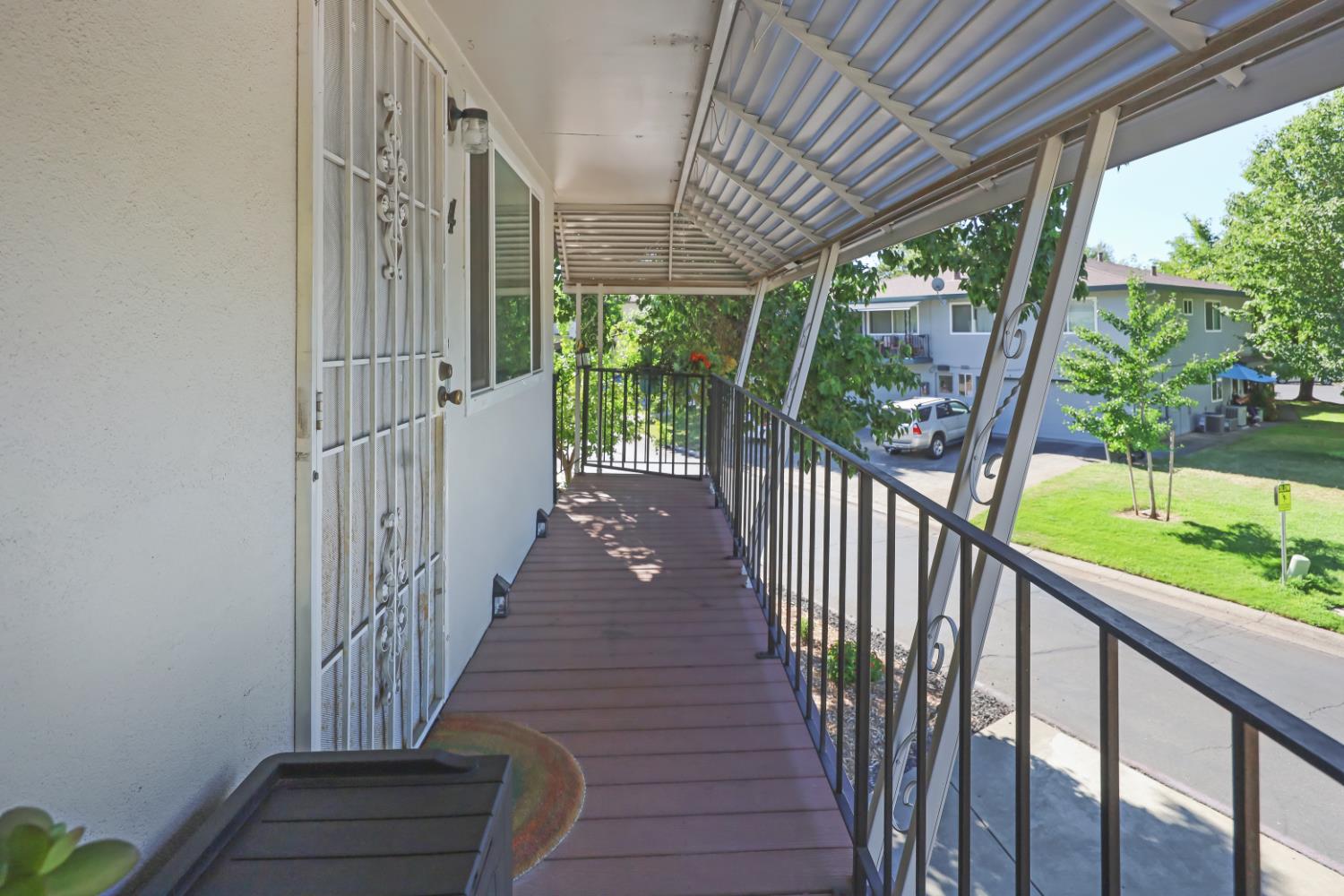 243 Breuner Drive 4