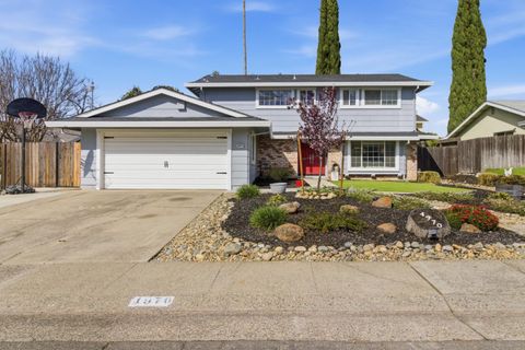 4970 Hillhurst Drive Fair Oaks CA 95628