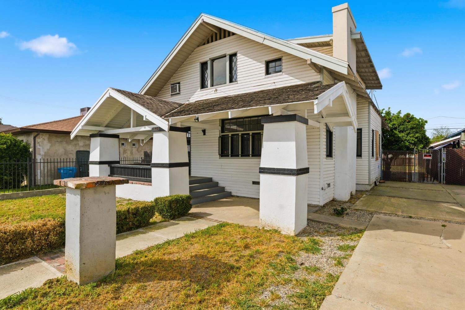 910 G Street