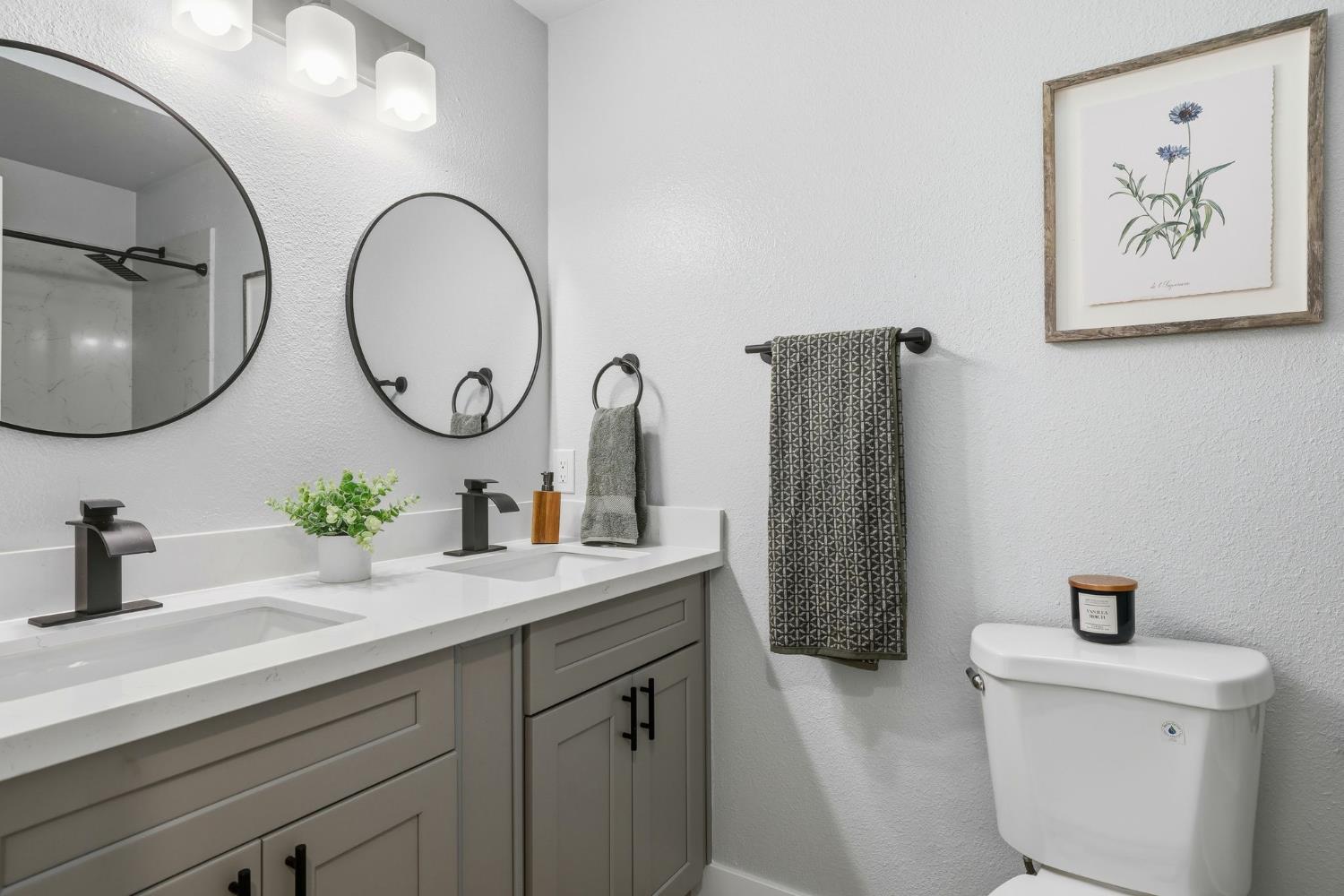 3261 Sandhurst Court