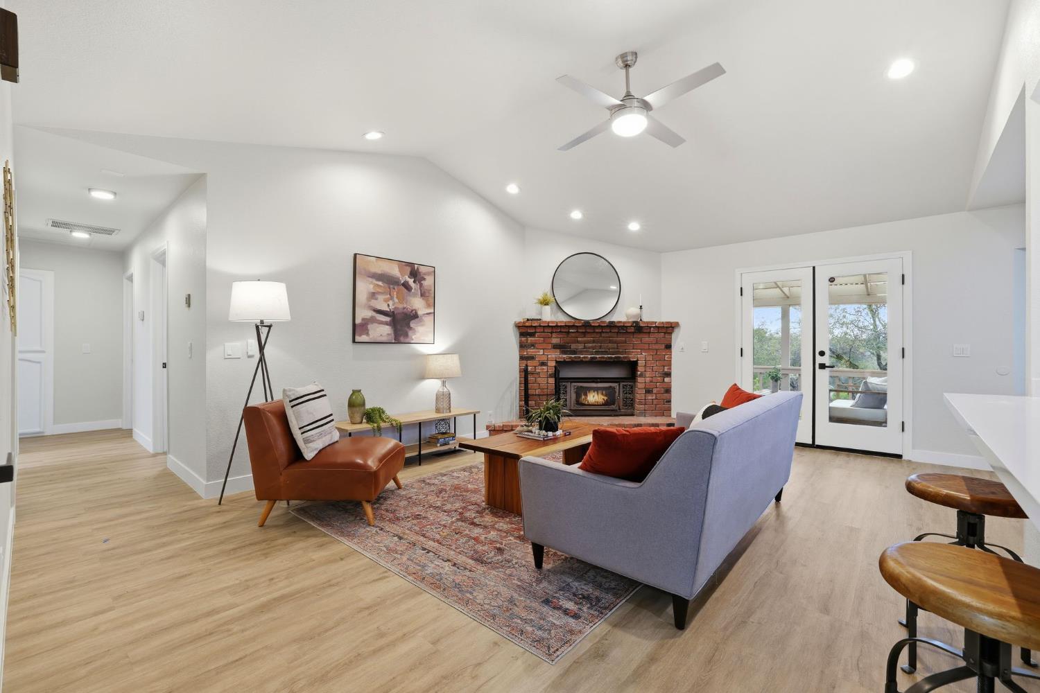 3261 Sandhurst Court