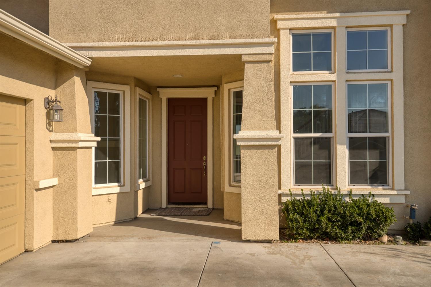 3012 Edgeview Drive