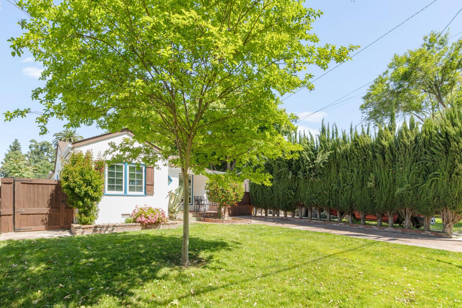 2000 Willow Avenue