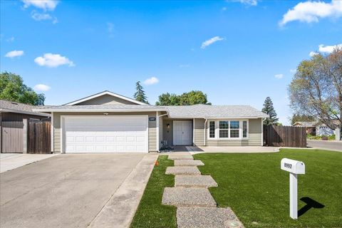 8997 Gainsboro Way Sacramento CA 95826