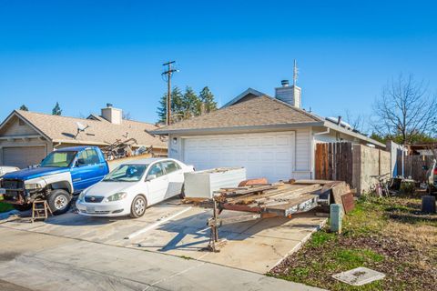 5099 Stoner Dr, Sacramento, CA 95820 - MLS#: 225010670
